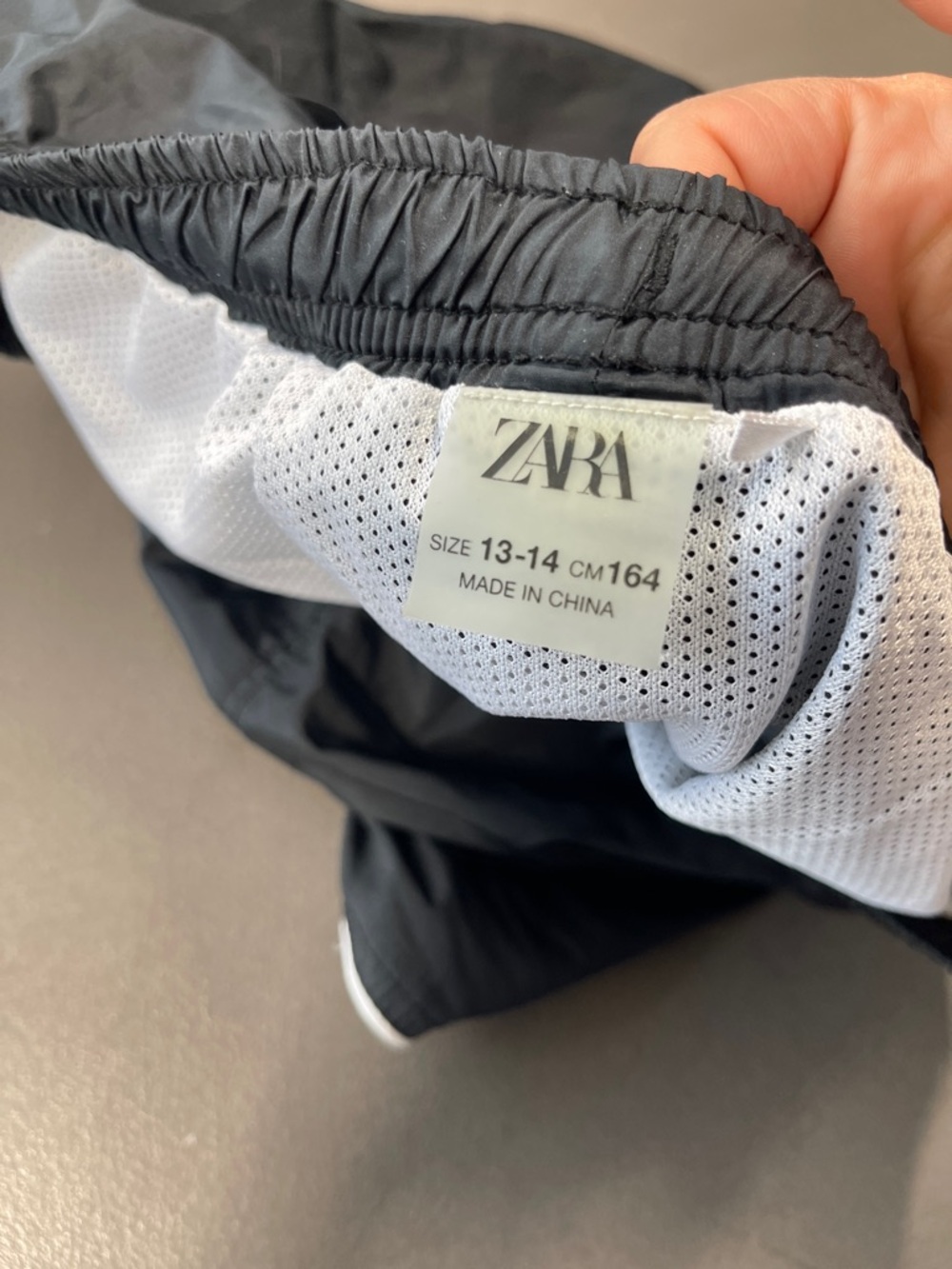 ZARA Boys Black Swim Trunks Bathing Suit Size 13-14 - Picture 3 of 5